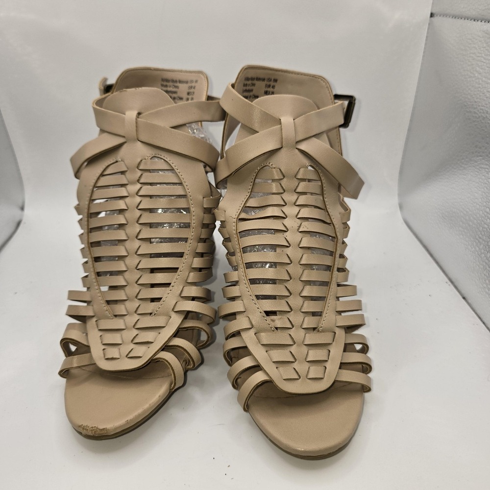 A New Day Sandals Womens Size 8 W Beige Strappy Gladiator Block Heel Shoes - Picture 4 of 8